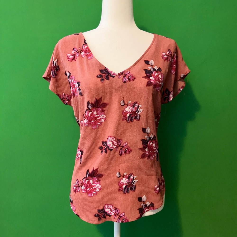 Justify (Size M) Women’s Pink Floral Blouse
